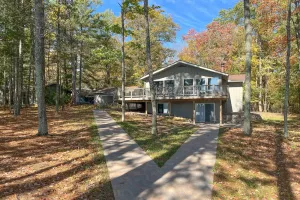 Image of Beautiful cabin with private dock, canoe, & shared tennis\/basketball - dogs OK