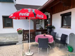 Image of Lovely apartment for 4 guests with WIFI, TV, patio, pets allowed and parking
