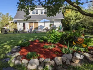 Image of Quaint ground floor guest house in historic Beaufort, NC.