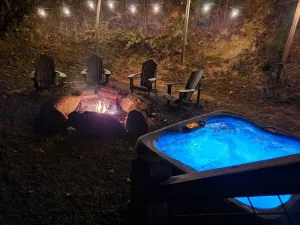 Image of Hot Tub! Sleeps 5! Dog friendly w\/View. Near WCU, Casino, Rafting, Tubing.