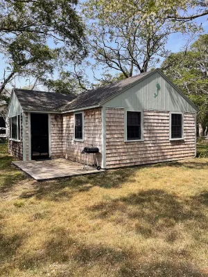 Image of Cozy Cape Cottage with Beach Access