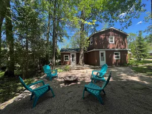Image of Reel Paradise- a stone’s skip away from the gorgeous Shawano Lake