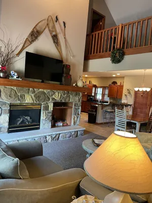 Image of 8409 PEEK N PEAK SLOPE SIDE SKI IN\/OUT GOLF LIFT 8,Firepit