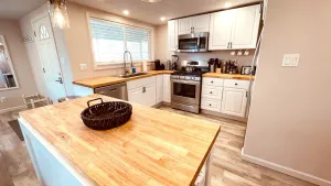Image of Westside ^Cottage^