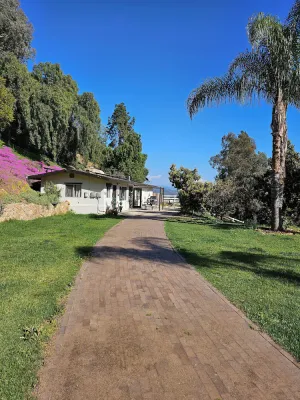 Image of Private  Detatched Guest House in Mt. Helix
