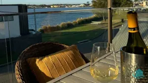 Image of Village Bay Lake house family Lake House with Spa