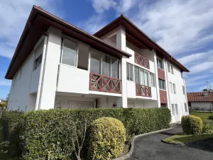 Image of Studio 2 personnes, terrasse fermée, animaux tolérés, proche parking – Cambo-les-Bains - FR-1-495-63
