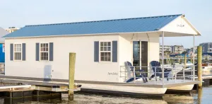 Image of NEW Houseboat - 2 Bedrooms - Great Location & Views