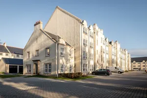 Image of Fabulous two bedroomed apartment with private parking