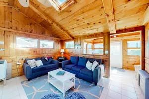 Image of Charming cottage with private W\/D, wifi + minutes to beach