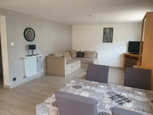 Image of Rental T2 65m2 à Brem Sur Mer: 2km de la Mer