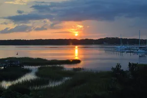 Image of Totally Renovated Waterfront Cottage, Snowbird's Paradise, Boater's Dream