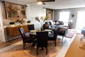 Image of Eclectic Cozy Stellar location, sleeps 7