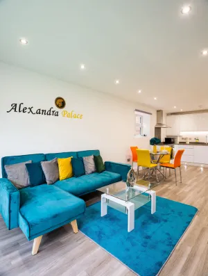 Image of Brand New 1 bed Luxury Apartment in the heart of Hatfield