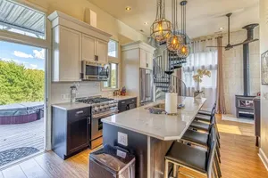 Image of Smart Home, Hot Tub, direct Beach\/Nat’l Park access, luxury amenities