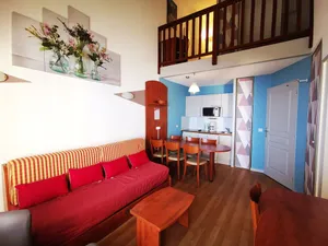 Image of Cozy Duplex for 7 with Terrace, Pool, Gym & Parking, Near Pistes & Town Center