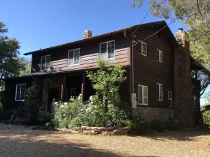 Image of Julian 1927 Historic Cabin Retreat - 'Burgio Bungalow'