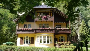 Image of Apartment 2