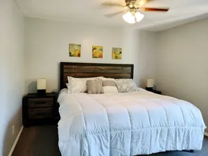 Image of Spacious 2 Bedroom Condo near Golf Country Club