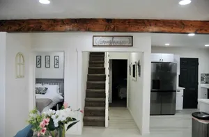 Image of The Farmhouse - Fiber Wifi, W&D, Pet Friendly