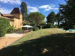 Image of Propriété de Charme en Pierres Dorées Avec Piscine & Parc de 0,5ha . 25' de Lyon