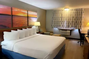 Image of Days Inn & Suites by Wyndham Stevens Point