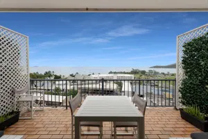 Image of Studio unit with ocean view