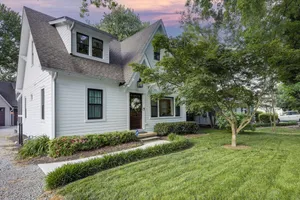 Image of Craftsman's Cottage of West Main
