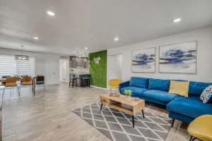 Image of West Side 5 bedroom Home. Great Location !!!