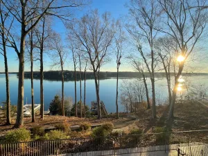 Image of Lake Escape has it ALL--Deep water, panoramic views, POOL, main lake!