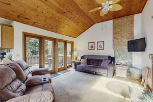 Image of Unique townhouse - close to Cal Poly Humboldt
