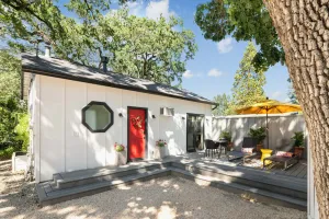 Image of Cute Downtown Saint Helena Wine Country Cottage!