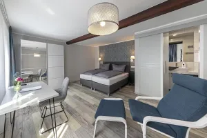 Image of *** Apartments - 4 modern double rooms - large kitchen, dining room