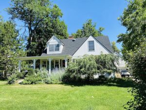 Image of 2-BR house, Great Location, Quiet - RHL2017-00539