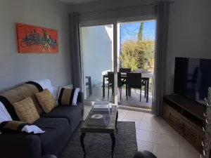 Image of Appartement 2 Pièces Avec Jardin 330 m²