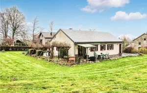 Image of 3 Bedroom Cozy Home In Ottré