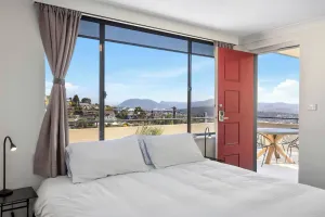 Image of Penthouse Style Pad Breathtaking Panoramic Views