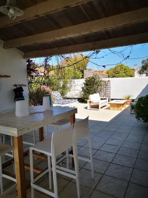 Image of house \/ villa - 4 rooms - 6 persons