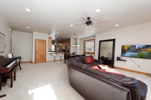 Image of Luxury Townhome - 4 Miles from Downtown - AC in Bedrooms