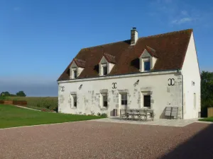 Image of Spacious Countryside Retreat with Modern Amenities, Games Area, and Wildlife Views