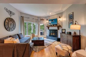 Image of Mountain Modern Condo on EagleVail Golf Course near Vail and Beaver Creek