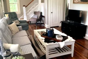 Image of Loudon Crest Farm House