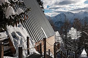 Image of Beautiful south facing chalet up to 10 people