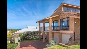 Image of Beach Side Self Contained Villa (Pests allowed)