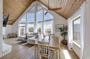 Image of New Listing! Beautiful Getaway in the Tehachapi with Hot Tub!