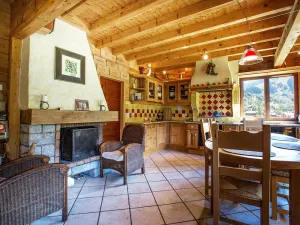 Image of Chalet 10 pers à La Clusaz - 5 ch - Calme - Cheminée - Animaux admis - Parking - FR-1-437-73