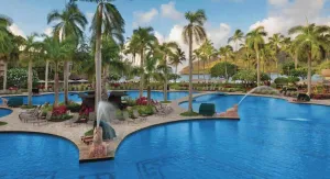 Image of Marriott's Kaua‘i Beach Club | Parlor Suite
