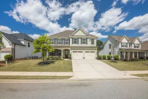 Image of Masters Golf Rental, Overlooks Course