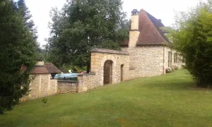 Image of PERIGOURDINE STONE HOUSE CLASS 3 * GREEN FRAME WITH PRIVATE POOL.