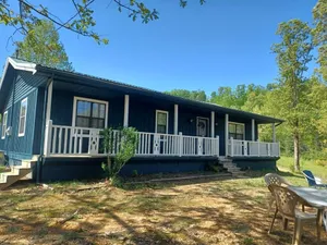 Image of I 40 Hideaway House